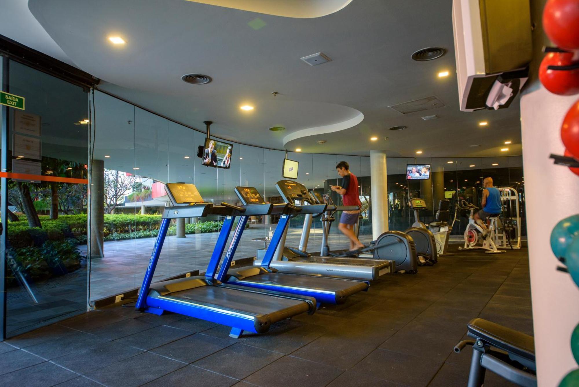 Hotel Royal Tulip Brasilia Alvorada Extérieur photo A treadmill